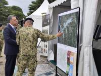 Presidente da República viu demonstrações das capacidades aéreas, terrestres e tecnológicas do Exército (c/fotos)