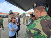 Ministra veio ver a capacidade da Unidade de Apoio Militar de Emergência que está preparada para lidar com catástrofes (c/áudio e fotos)