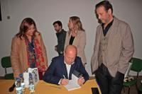 Nuno Pedro convidou o guarda-redes Beto para a apresentação do livro «Mais Reflexos» com fins solidários (c/áudio