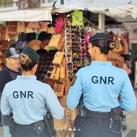 Ler notícia: GNR apreendeu em maio quase 11 mil artigos contrafeiros em feiras e mercados