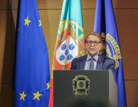 Ler notícia: MAI faz apelo «muito sério» aos portugueses para se prepararem para «verão terrível»