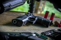 Ler notícia: PSP apreende 35 armas de fogo no Entroncamento em investigação por ameaça agravada