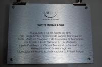 Hostel Middle Point inaugurado nas instalações de um antigo banco 