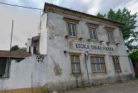 Ler notícia: Cidadã "exige" cumprimento da Lei e que painel de azulejos seja reposto (c/áudio)