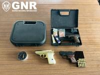 Ler notícia: Um arguido e armas e munições apreendidas pela GNR 