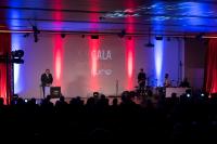 Ler notícia: Antena Livre galardoou personalidades e instituições numa noite de Gala (áudio e vídeo) 