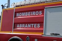 Ler notícia: Bombeiros resgatam homem que ficou «preso» no Tejo com a subida do caudal (c/áudio)