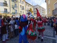 Chegada do Pai Natal e abertura do Mercadinho marcam arranque das festividades natalícias (c/áudio, vídeo e fotos)