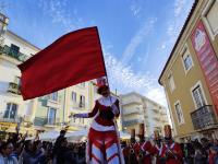 Chegada do Pai Natal e abertura do Mercadinho marcam arranque das festividades natalícias (c/áudio, vídeo e fotos)