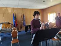 Filarmónica festeja 20 anos de sede com homenagens e avança com escola de música (c/áudio)