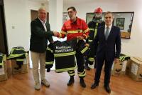 Bombeiros da região recebem equipamentos de proteção individual 