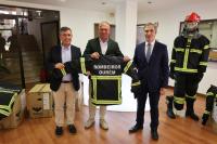 Bombeiros da região recebem equipamentos de proteção individual 