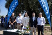Ler notícia: Endesa promove o agronegócio com o «APADRINHA uma Oliveira» (c/áudio, vídeo e fotos)