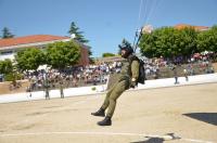 Ler notícia: Paraquedistas envolvidos em queda estão estáveis e em observação hospitalar – Exército