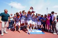Ler notícia: FC Porto arrecadou 17.º Torneio Internacional de Iniciados de Abrantes (c/áudio e fotos)