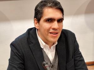 Ler notícia: Hugo Costa recandidata‑se à Federação Distrital do PS