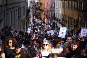 Ler notícia: Estudantes manifestam-se hoje contra proposta de descongelamento das propinas