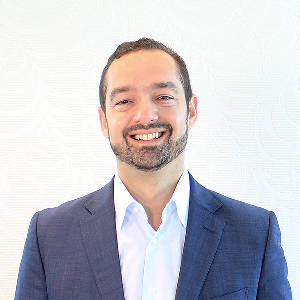 LUIS ANTUNES à conversa com MARIA FONSECA