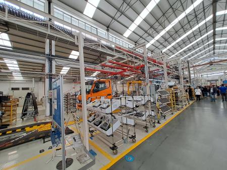 Mitsubishi Fuso suspende produção em julho no Tramagal e avança com saídas voluntárias