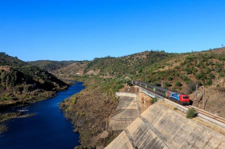 CP inicia transbordo Abrantes/e a Guarda em IC e Mouriscas A / Vila Velha Rodão em regionais