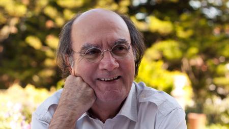 Ler notícia: Músicos imigrantes revisitam canções do músico em projeto que inclui álbum e concertos