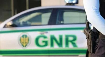 GNR regista 33 detenções e 89 acidentes numa semana no distrito de Santarém
