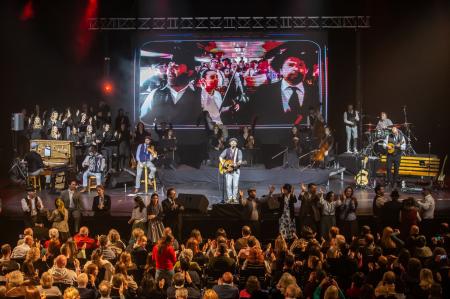 Ler notícia: Espetáculo solidário «A Viagem» angaria fundos para a Cruz Vermelha 