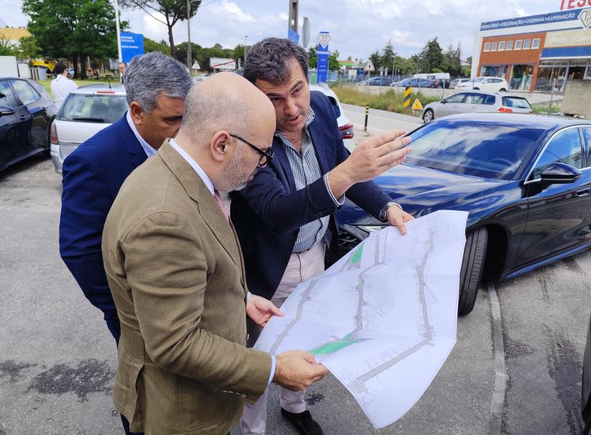 Autarquia pede soluções para EN2, ferrovia e IC9 após visita de ministro das Infraestruturas (c/áudio)