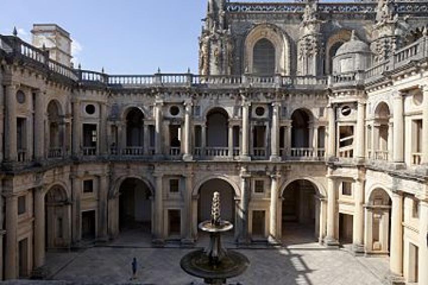 Requalificação da Portaria Filipina do Convento de Cristo vai 