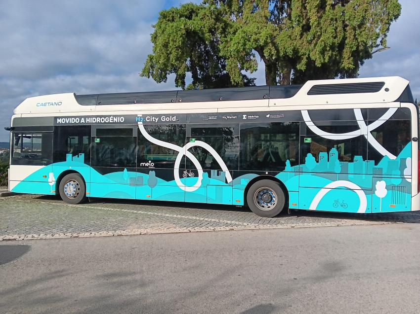 Autocarro movido a hidrogénio já circula no concelho (C/ áudio e fotos)