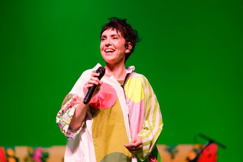 Cantora com quatro datas em Portugal em outubro em formato voz e violão