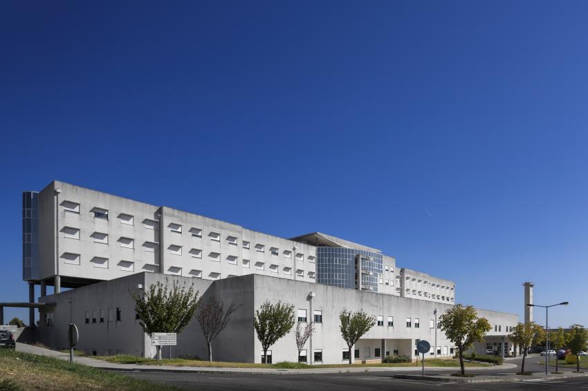 Utentestorrejanos entregam abaixo-assinado por plano de reparação de vias e alertam para urgência pediátrica