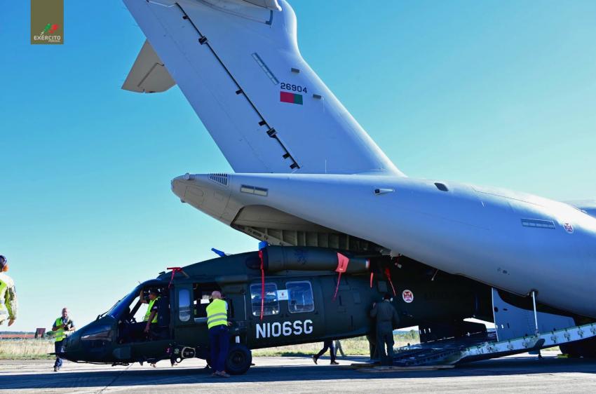 Primeiro Black Hawk chegou a Tancos e prepara-se para iniciar operações