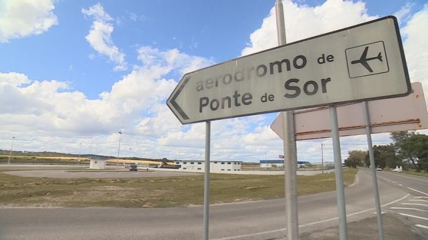 Queda de aeronave em Ponte de Sor causa ferimentos ligeiros na única ocupante