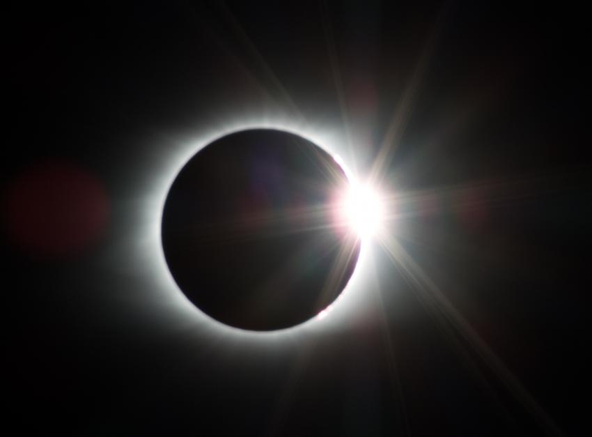 IPMA mantém previsão meteorológica favorável à boa visibilidade do eclipse solar
