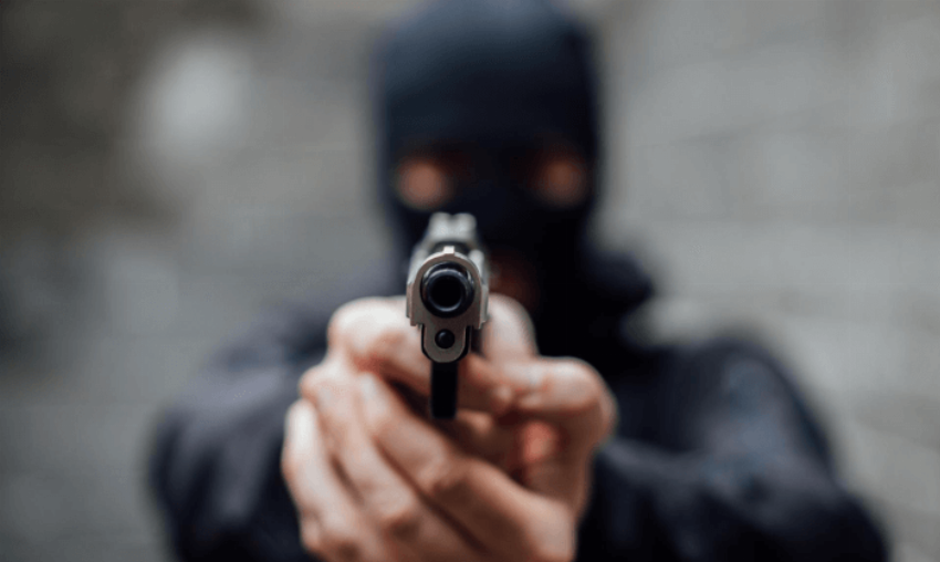 Dois homens detidos por vários crimes de roubo em Santarém