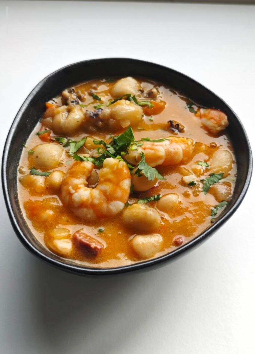 Bolo de Cenoura com Nozes e Creme de Queijo | Bola de Carnes Tradicional | Feijão com Choco e Camarão