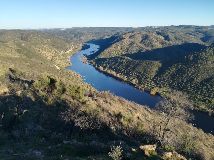 APA contesta dados de ambientalistas e diz que rio não teve caudal zero