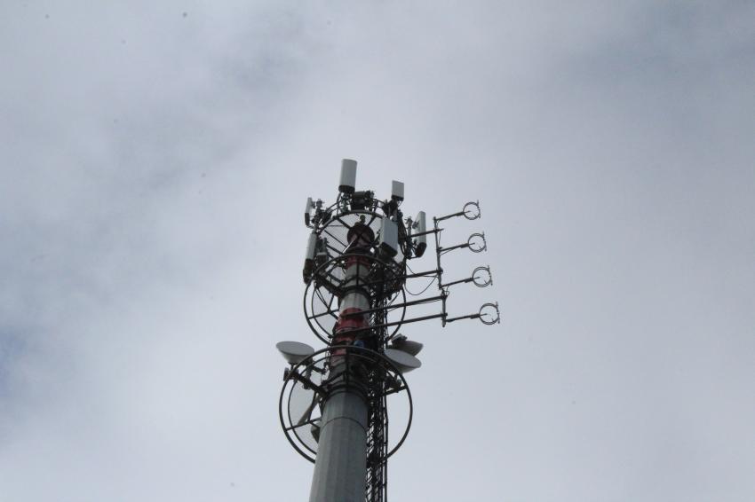 Interrupção temporária da emissão FM da Antena Livre