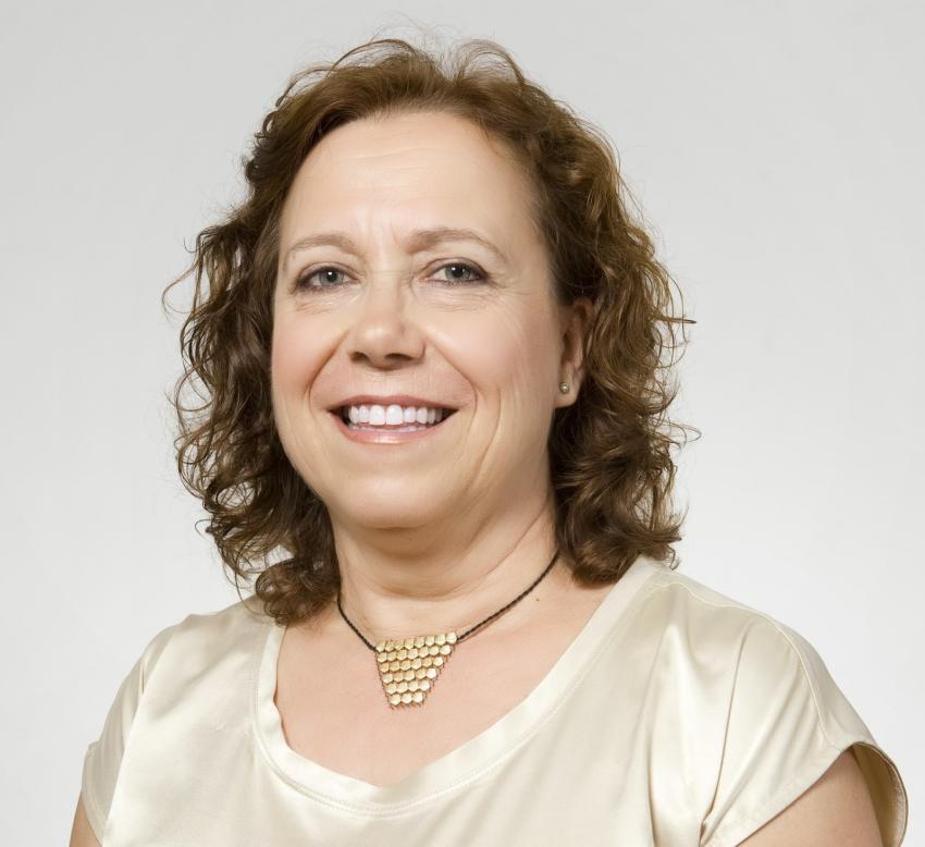 Estórias da Nossa História com Isilda Jana | OUÇA AQUI