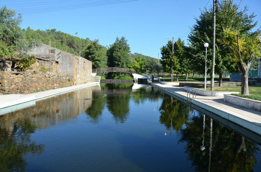 Praia fluvial no concelho de Castelo Branco interdita a banhos por contaminação microbiológica