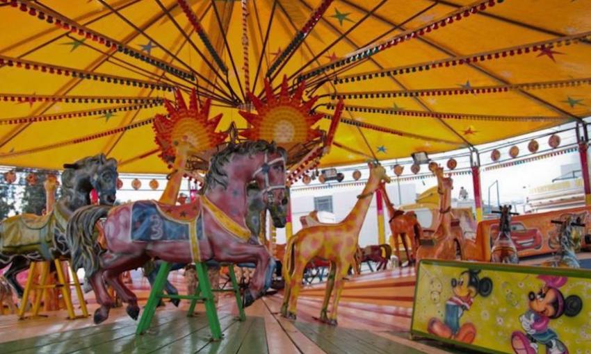 Lançadas hastas públicas para divertimentos e venda de farturas e gelados na FEQM