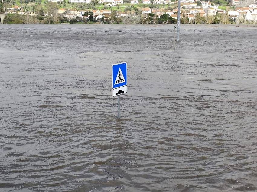 Tempestade Marta atingirá bacias dos rios Sado, Tejo e Mondego (C/ÁUDIO) 