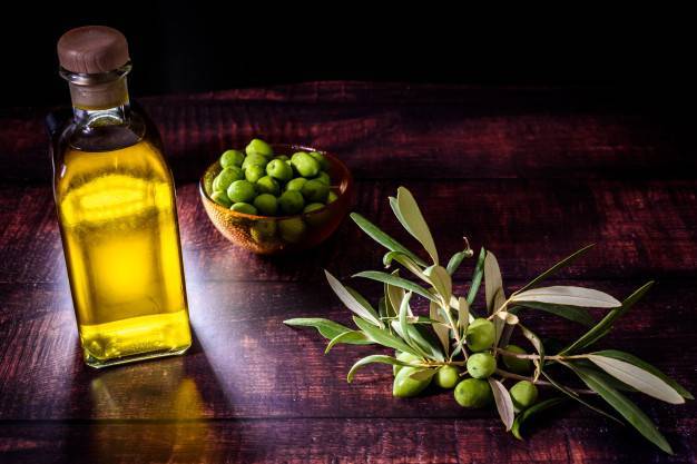 Azeite à mesa nos restaurantes do concelho de Vila Nova da Barquinha